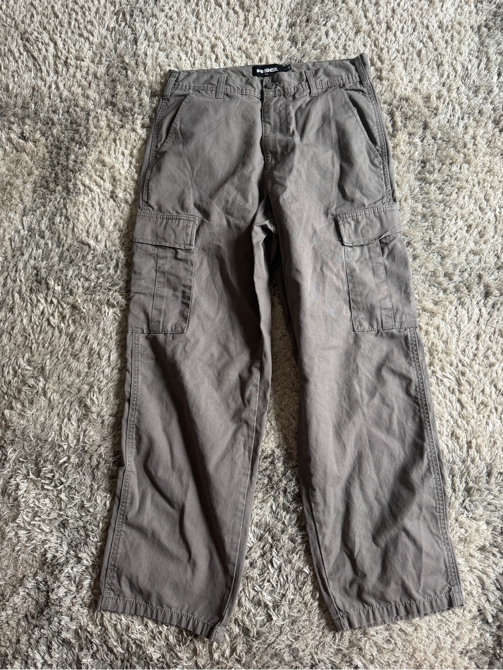 RSQ Men's Cargo Pants in grey 28x30 , like new hardly worn